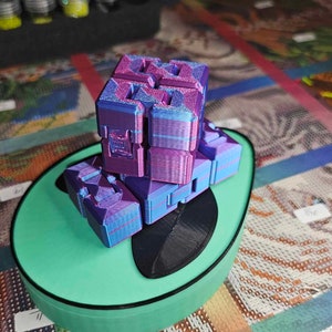 Infinity Cube Fidget Toy: Diamond Painting Aid