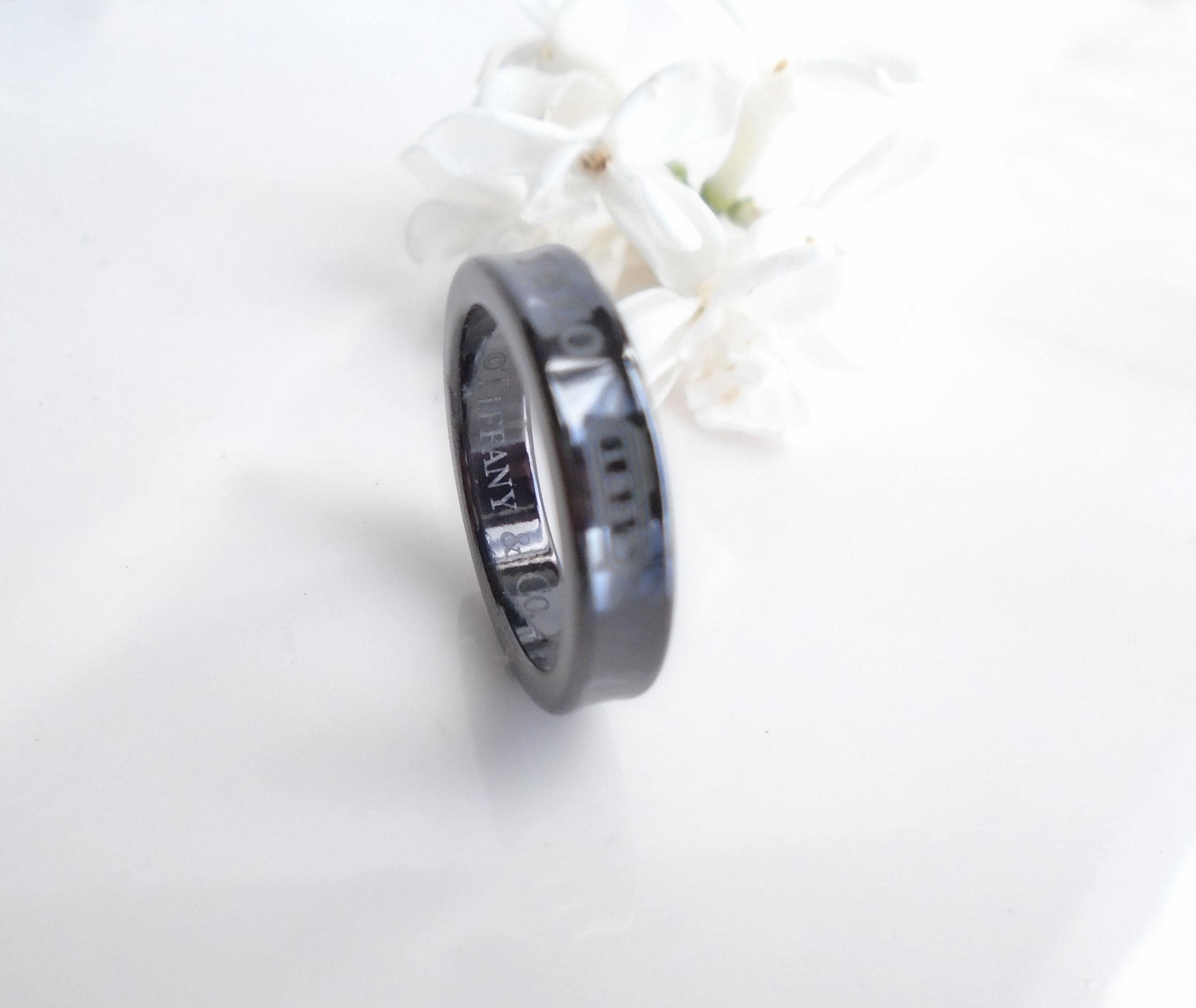 T & CO ブラックバンドリング Authentic Signed Tiffany & Co 1837 Black Titanium Women's Band