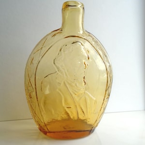 Vintage 1960s President Jefferson Davis and Robert E. Lee Amber Glass Flask Decanter