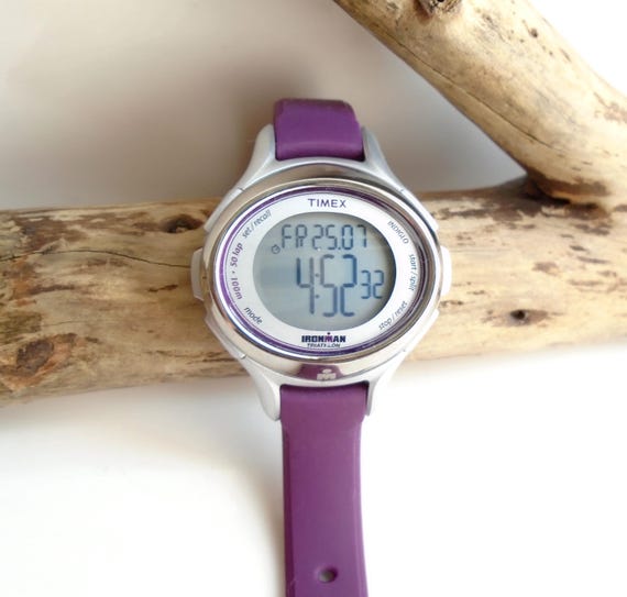 Vintage Timex Electric Watch Ladies Purple Dial Date Silver Tone Expansion Band Vintage Timex Electric Watch Women 23mm SIlver Tone Stretch  main image 4