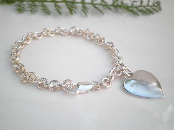 Small Heart Tag Rolo Chain Sterling Silver Bracelet Small Heart Tag Rolo Chain Sterling Silver Bracelet