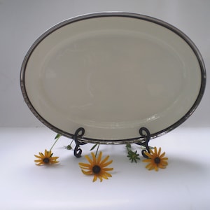 14&quot; Oval Serving Platter Tuxedo Platinum Trimming by MIKASA