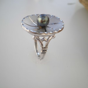 Stunning 1960’s Genuine 6mm Pearl Signed THEDA Oval Shape Statement Ring Size 7