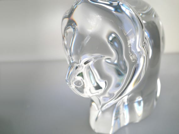 Vintage Beautiful Hoya Museum Crystal Glass Wildlife Lion Statue