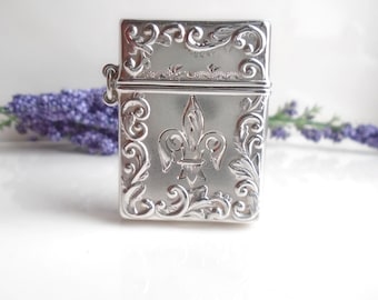 Vintage Fleur-de-lis Scroll Design Sterling Silver Vesta Case