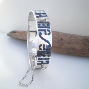 Vintage Taxco Mexico Lapis Lazuli 925 Sterling Silver Wide Band Hinged Bracelet W/Safety Chain