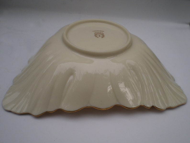 LENOX Fine China Triangle Embossed Bowl Candy Dish 24K Gold Trimming
