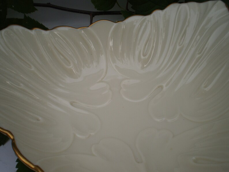 LENOX Fine China Triangle Embossed Bowl Candy Dish 24K Gold Trimming