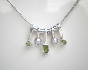 Vintage Signed 925 Sterling Silver Genuine Gray Pearl & Peridot Sliders Pendants Wheat Chain Link Necklace