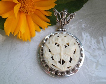 Gorgeous Vintage Chinese Carved  Sterling Silver Pendant