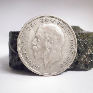 1933 King GEORGE V Half Crown Great Britain United Kingdom UK 50% Silver Coin