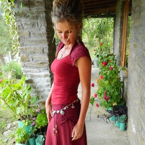 Maroon tops for women, Open back sleeveless shirt, Fitted blouse for her, Festival wear, Khaleesi top, Bordeaux clothing, Fairy clothes