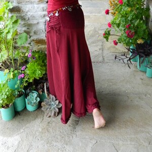 Jupe longue rouge bordeaux jupe longue bohème vêtements gitane jupe longue bohème d'hiver vêtements hippie grunge fée DeviClothing image 7