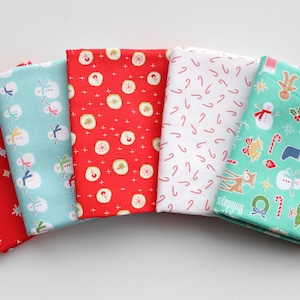 Mini Colorful Christmas Fabric Bundle / Christmas Fat Quarter Bundle / Holiday Fabric / Santa Fabric
