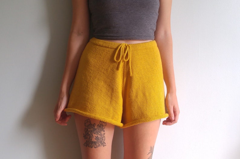 Light Summer Shorts PDF Knitting Pattern Knit Shorts image 1