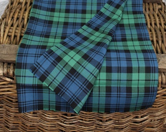 Pre-Cut - Campbell *Ancient* Scottish Tartan - Fat Quarter (75x50 cm / 29x19 inches) - Fine 100% Wool 11oz - Made in Britain