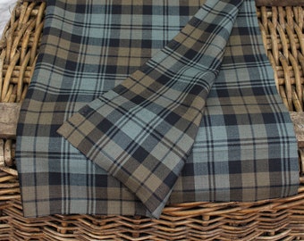 Pre-Cut - Black Watch *Muted* Scottish Tartan - Fat Quarter (75x50 cm / 29x19 inches) - Fine 100% Wool 11oz - Made in Britain
