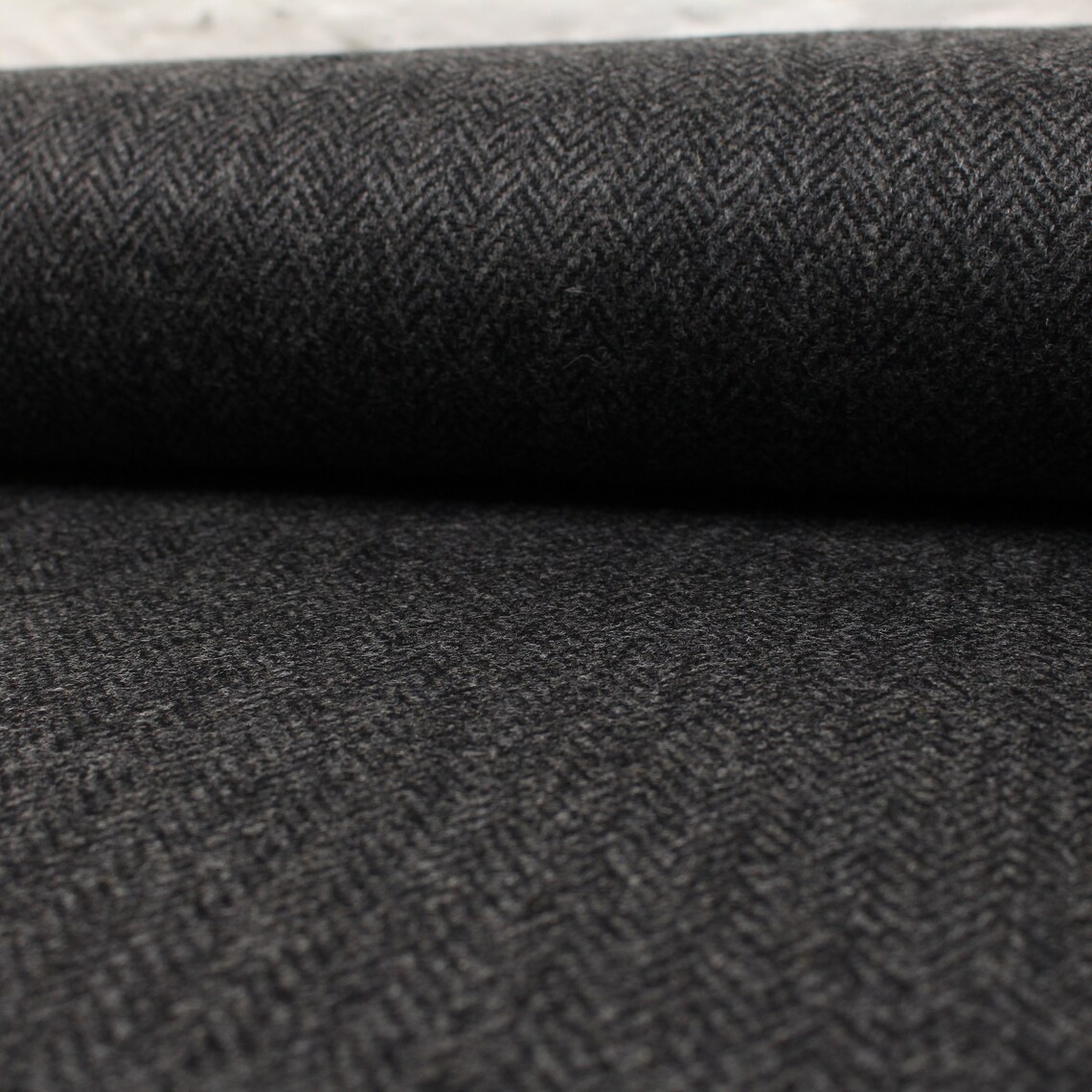 Charcoal / Grey Herringbone 100% Wool Tweed Fabric UK Made | Etsy