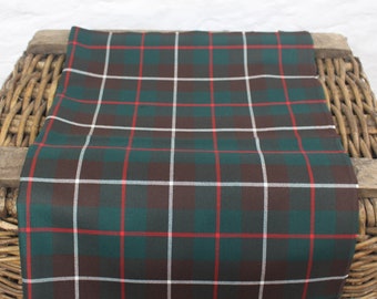 Pre-Cut - MacKinnon Hunting *Modern* Scottish Tartan - Fat Quarter (75x50cm / 29x19inches) - Fine 100% Wool 11oz - Made in Britain