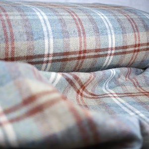 Country Plaid 100% Wool Tweed Fabric UK Made Cloth  **Sold By The Half-Metre** Not Harris - Beautiful British Made Wool Fabric!