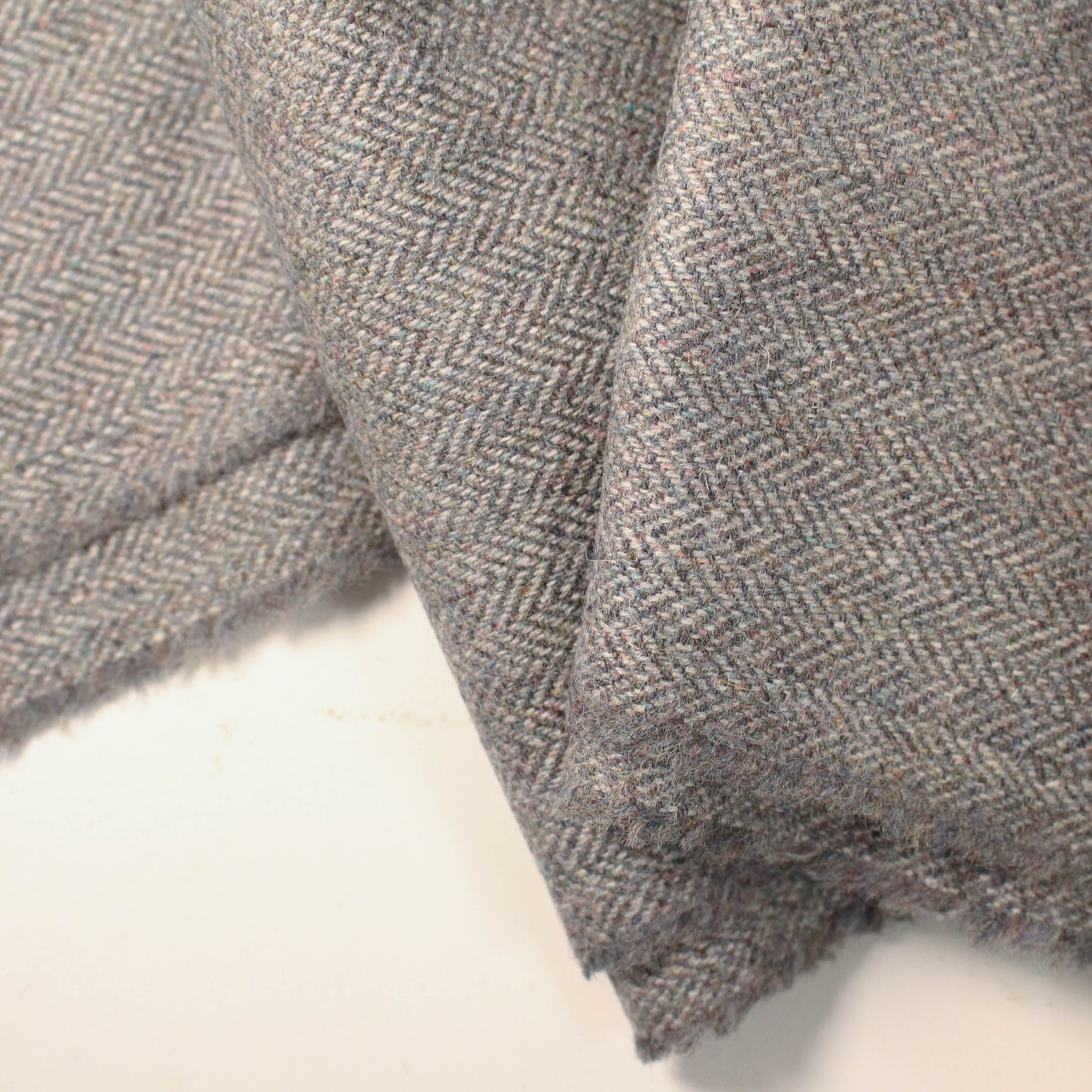 Harris Tweed Handwoven Wool Cloth 'laxdale' Grey Herringbone 