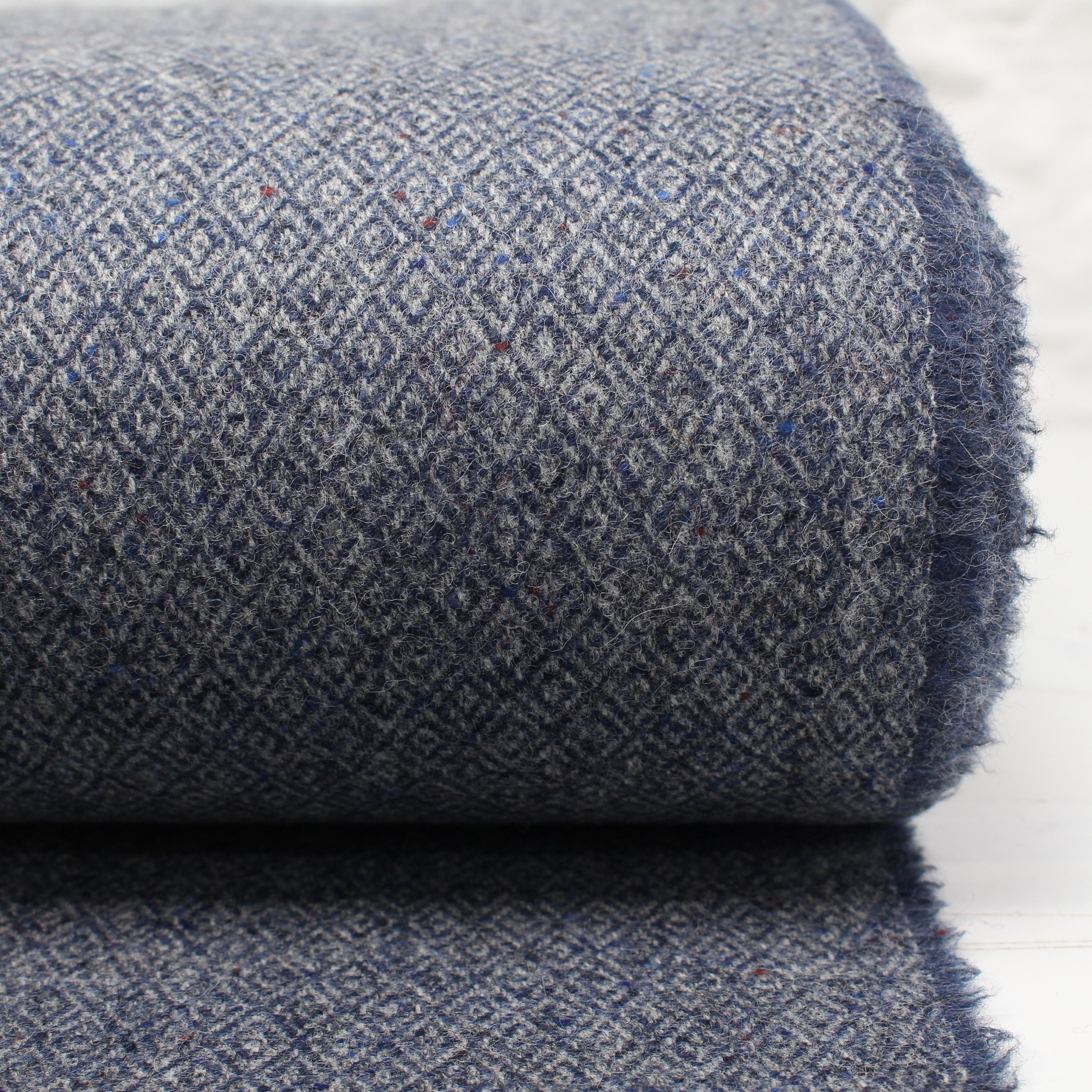 Harris Tweed Handwoven Wool Cloth 'laxdale' Grey Herringbone 