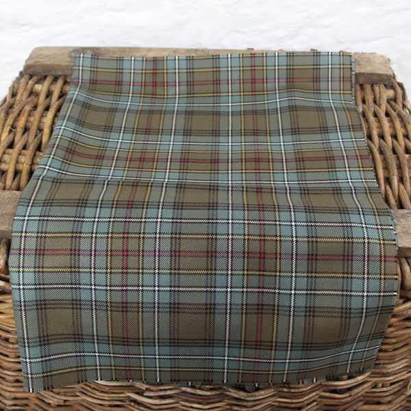 Cockburn *Muted* Scottish Tartan - Fat Quarter (75x50 cm / 29x19 inches) - Fine 100% Wool 11oz - Made in Britain *Excellent Quality*