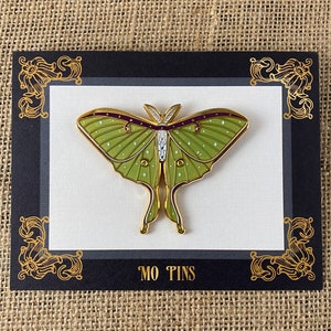 Spilla smaltata Luna Moth - 3&quot; di larghezza - Smalto traslucido - Halloween - Natura - Articolo da collezione
