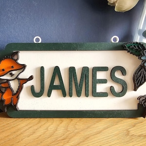 Fox woodland themed personalised wooden door signs. Children&#39;s bedroom name plate. Door hangers.
