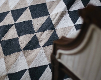 Dunes flatwoven wool kilim rug; Oriental Turkish Area Accent Rug Runner; Dark Gray Beige Off White; Living Room; 2x3 3x5 8x10; Southwestern
