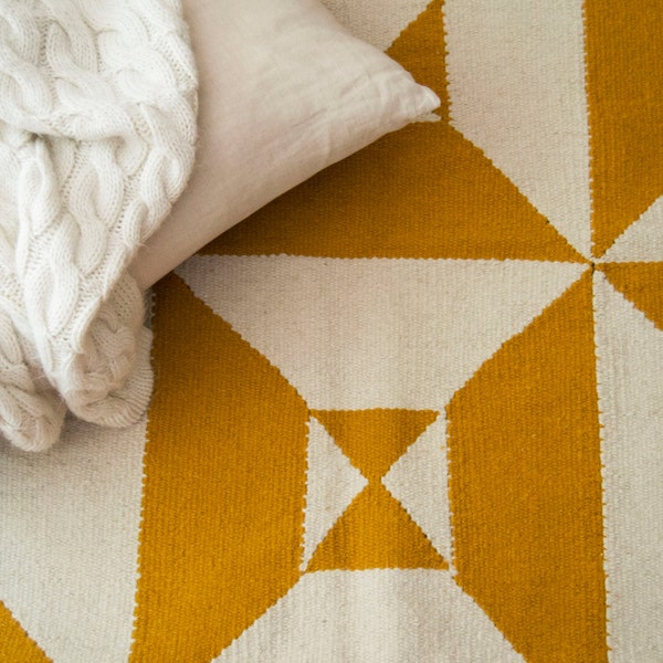 Cream Yellow Arrows flatwoven wool kilim rug; Mustard off-white; Southwestern Scandinavian minimalist; 8x10 5x8 9x12; Area Accent Rug Runner
