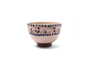 Handcrafted Ceramic Bowls | Pasta Soup Salad Set | Food Safe Tableware Serve ware | Modern Animal Design | Perfect Gift Under 100