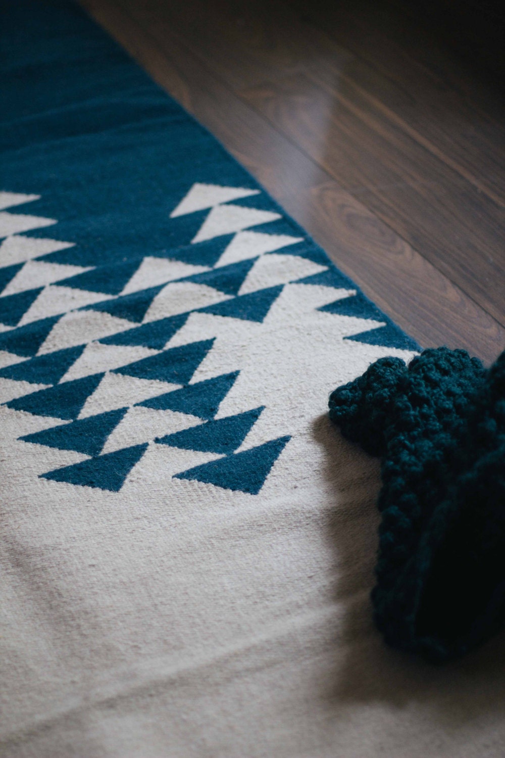 Directions Handmade Flatwoven Modern Kilim Rug; Wool; Handrafted; 8x10 ...