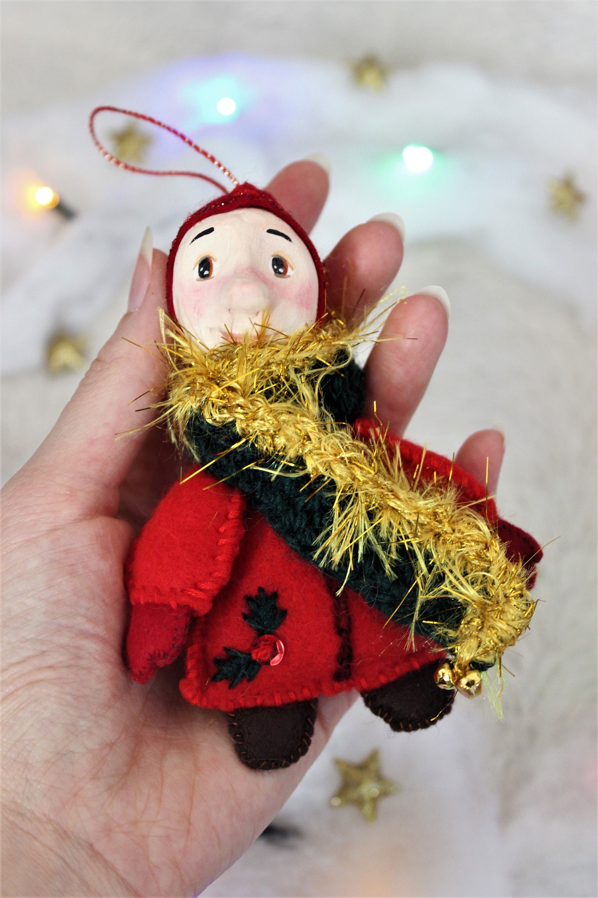 Personnage de Noël à Suspendre Rouge et Doré... Christmas Character To Suspend Red & Gold