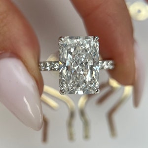 6.35 Carat Total IGI Certified E/VVS2 Elongated Radiant Cut Lab Grown Diamond Hidden Halo Engagement Ring, Side Diamonds Rounds 18k Gold