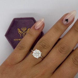 Simple & Elegant IGI Certified 2.3 Carat E/VVS2 Round Brilliant Cut Lab Grown Diamond 4 Prong Solitaire Hidden Halo Engagement Ring