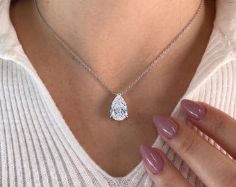 Pear Shaped Lab Grown Diamond Necklace | 14k Gold | IGI Certified