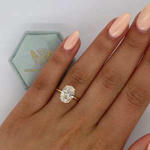 2.5 Carat Oval E/VVS2 Diamond Solitaire Engagement Ring, CVD Diamond Hidden Halo Engagement Ring, Lab Created Diamond Ring, 14k Yellow Gold
