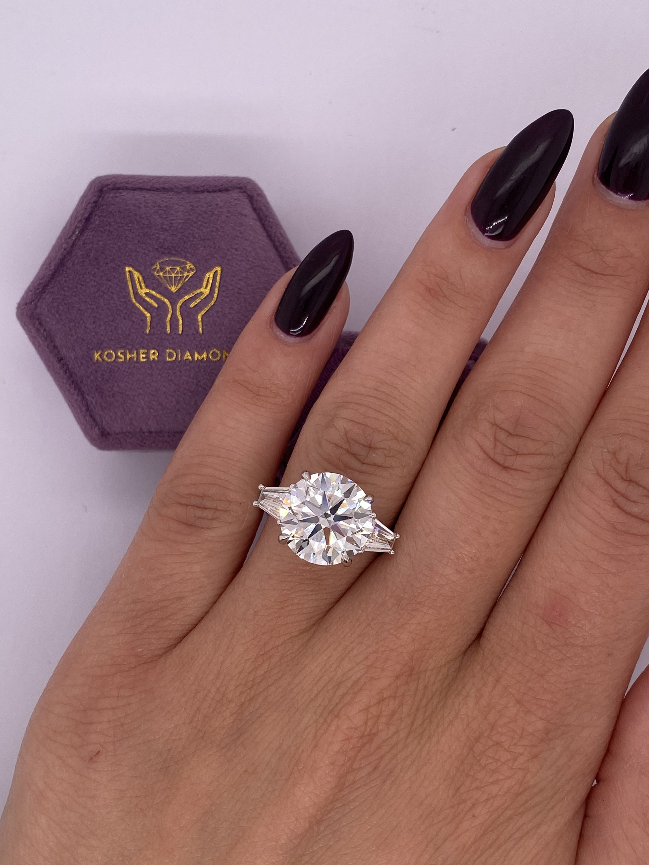 6.8 Carat E Color VS1 Clarity IGI Certified Round Ideal Cut Lab