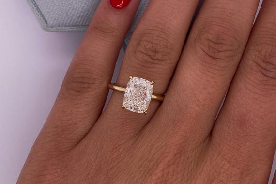 Carat Lab Diamond Ring CT Elongated Cushion Diamond IGI Certified E Color VVS2 Clarity 14k Yellow Gold Thin Engagement Ring