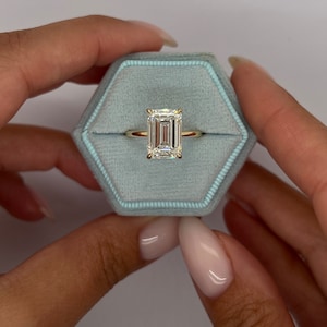 4 carat IGI Certified E color VVS2 Clarity Emerald Cut Lab Grown Diamond Solitaire Engagement Ring 14k Yellow Gold