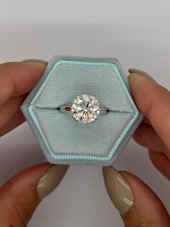 激安超特価 最大80%オフ  Carat 4 VVS2 Lab Cut Round Certified IGI Color E Clarity, ボディ・フェイスケア