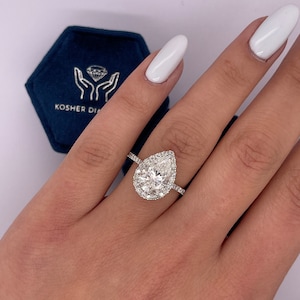 2.5 Carat E Color VVS2 Clarity IGI Certified Pear Shape Lab Grown Halo Diamond Engagement Ring 14k White Gold