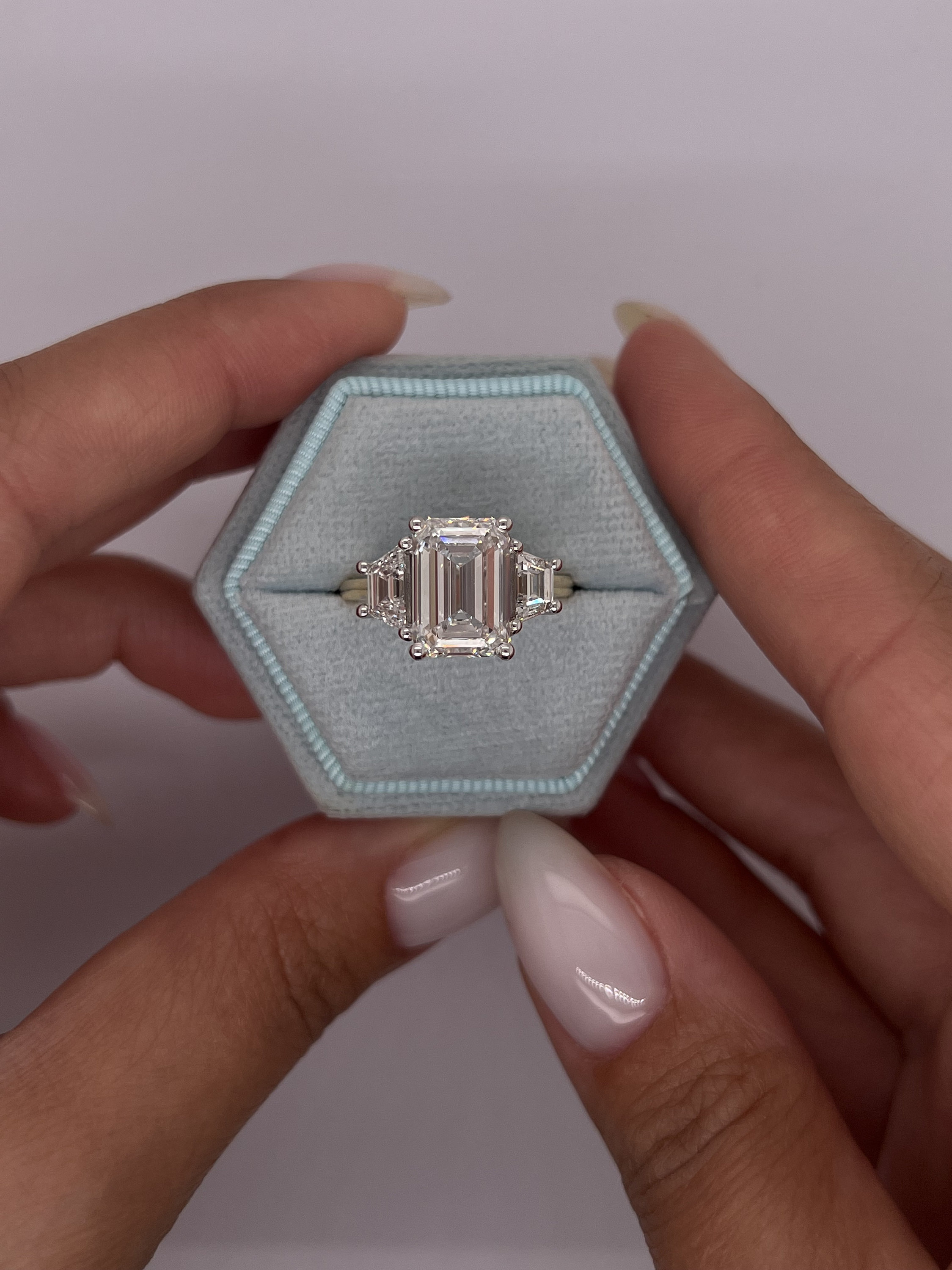 Two Tone 18k Gold 6 Carat IGI Certified E Color VVS2 Clarity
