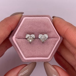 2 Karat Gesamtgewicht IGI CERTIFIED D Farbe VVS2 Klarheit Herzform Lab Grown Diamant Ohrstecker, 14k Weißgold Pushback Beiträge