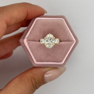 3 carat F/VS1 Oval Cut Three Stone Lab Grown Diamond Engagement Ring 18k Yellow Gold Ring, Side Round Cut Diamonds, Unique Customized Design