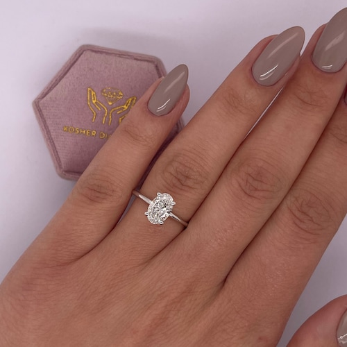 1 Carat IGI Certified D Color VVS1 Clarity Oval Cut Lab Grown