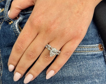 UNIQUE RARE Design 4.18 Carat E/VVS2 IGI Certified Marquise