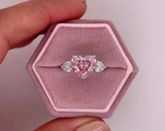 5.5 Carat Vivid Pink VS1 Clarity Heart Cut Lab Grown Diamond Three Stone Engagement Ring 18k White Gold IGI Certified Side Pear Diamonds