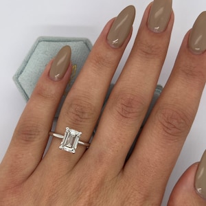 Rare D color VVS2 Clarity 2 Carat IGI CERTIFIED Emerald Cut Lab Grown Diamond Solitaire Engagement Ring 14k White Gold